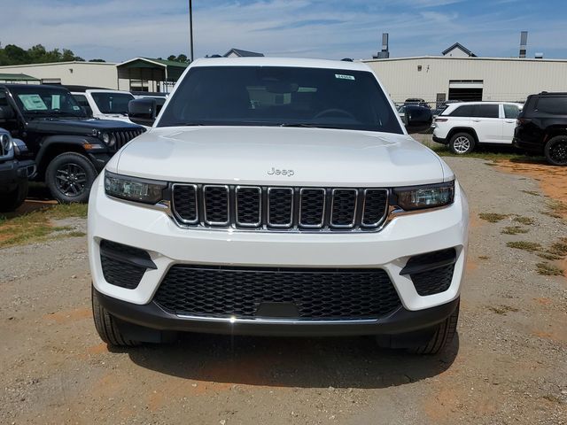 2024 Jeep Grand Cherokee Laredo X