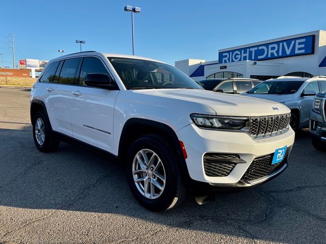 2024 Jeep Grand Cherokee Laredo