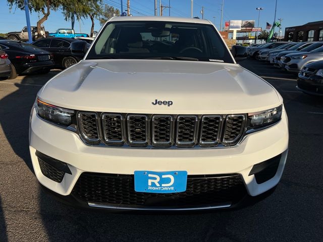 2024 Jeep Grand Cherokee Laredo