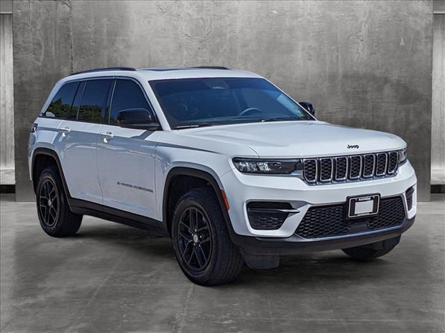 2024 Jeep Grand Cherokee Laredo X