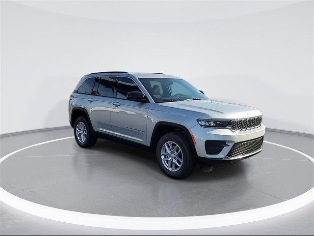 2024 Jeep Grand Cherokee Laredo X