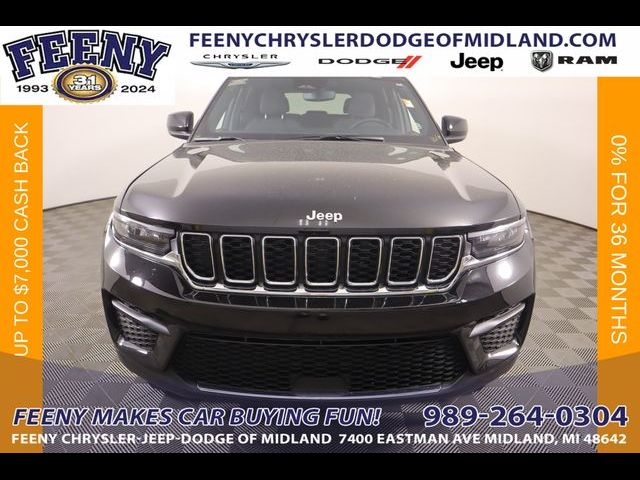 2024 Jeep Grand Cherokee Laredo