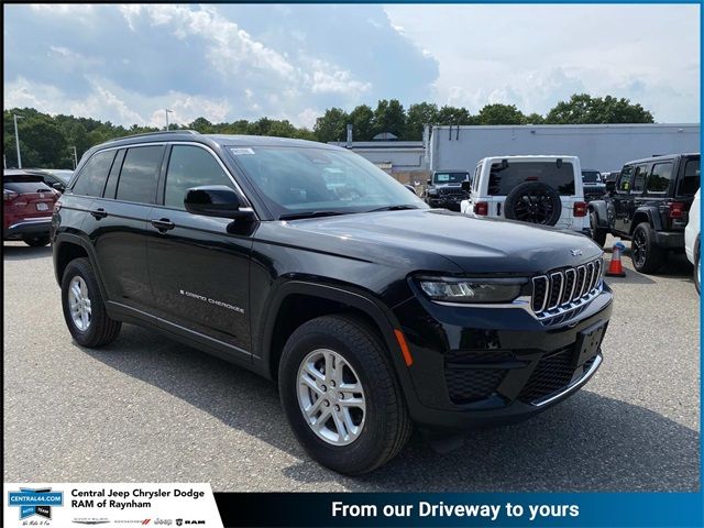 2024 Jeep Grand Cherokee Laredo