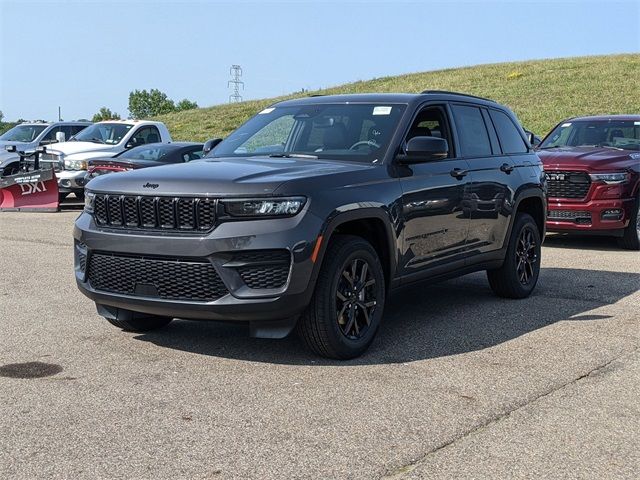 2024 Jeep Grand Cherokee Altitude