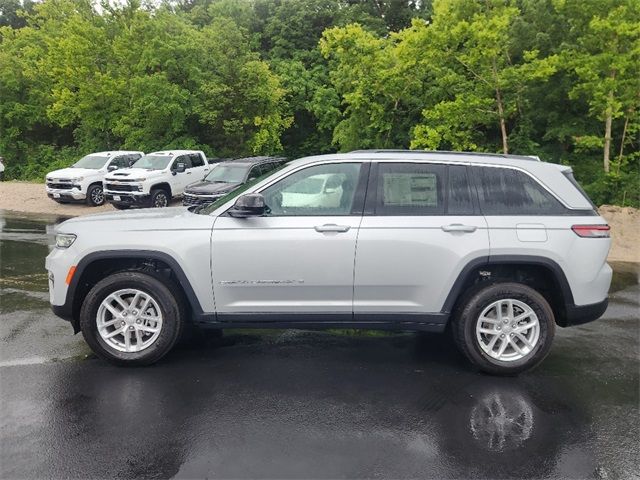 2024 Jeep Grand Cherokee Laredo X