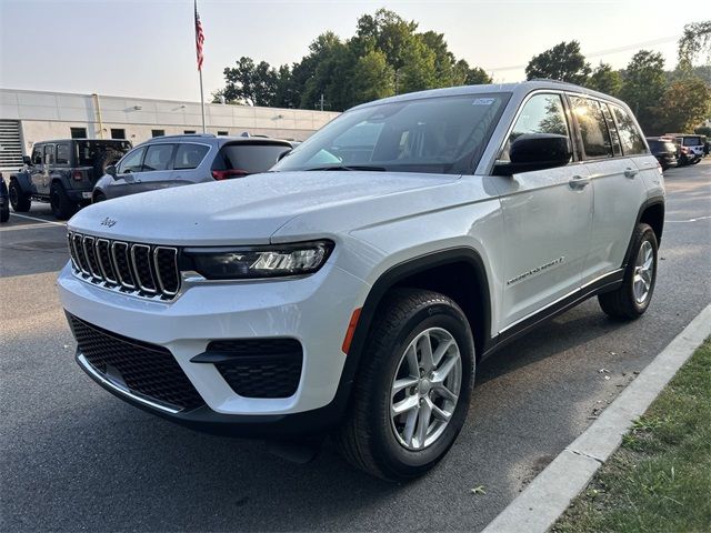 2024 Jeep Grand Cherokee Laredo