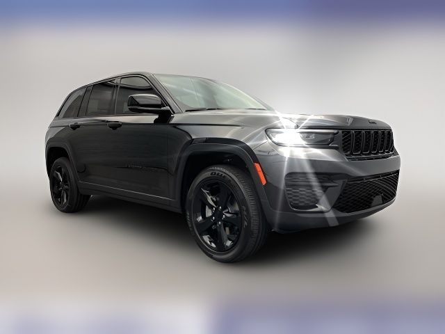 2024 Jeep Grand Cherokee Altitude