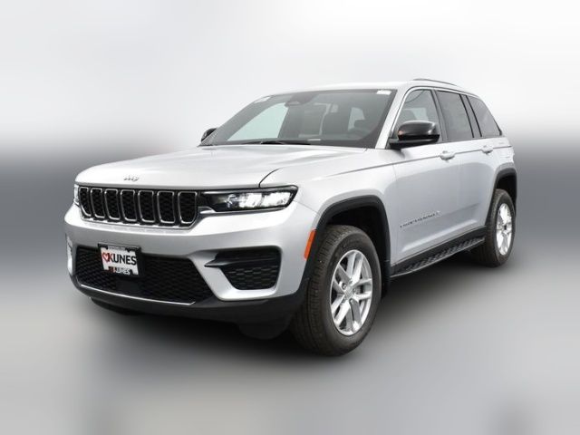 2024 Jeep Grand Cherokee Laredo X