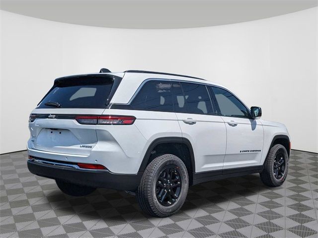 2024 Jeep Grand Cherokee Laredo