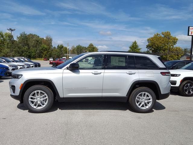 2024 Jeep Grand Cherokee Laredo X