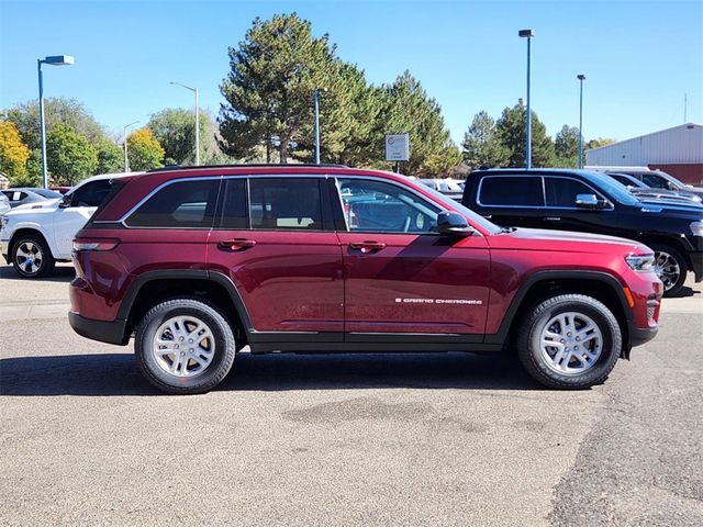 2024 Jeep Grand Cherokee Laredo