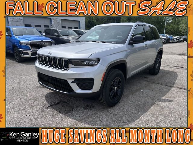 2024 Jeep Grand Cherokee Laredo