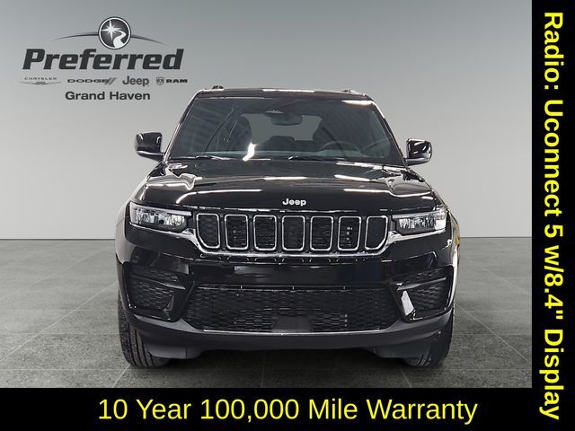 2024 Jeep Grand Cherokee Laredo