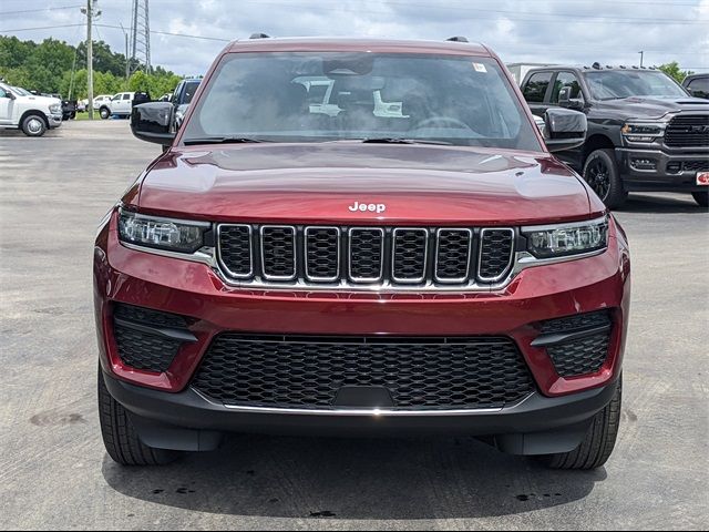 2024 Jeep Grand Cherokee Laredo X