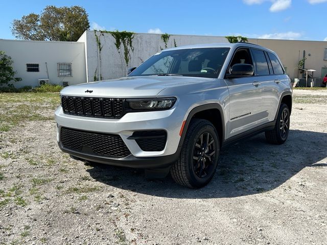 2024 Jeep Grand Cherokee Altitude