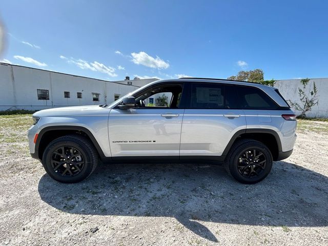 2024 Jeep Grand Cherokee Altitude