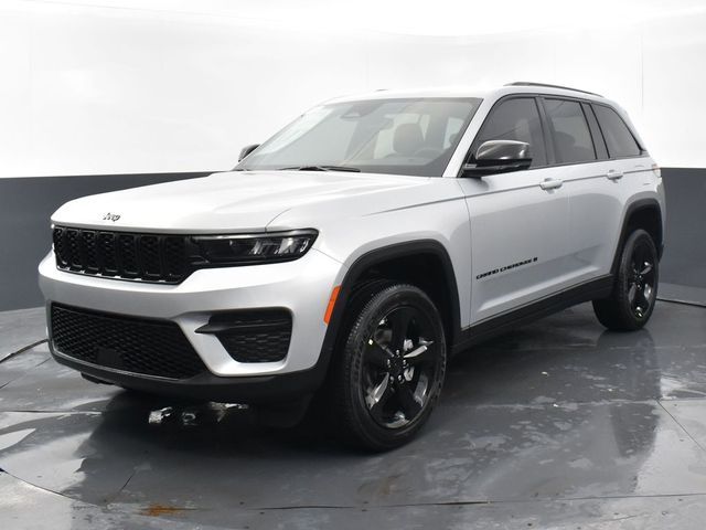 2024 Jeep Grand Cherokee Altitude