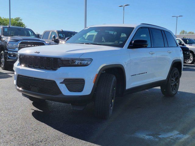 2024 Jeep Grand Cherokee Altitude