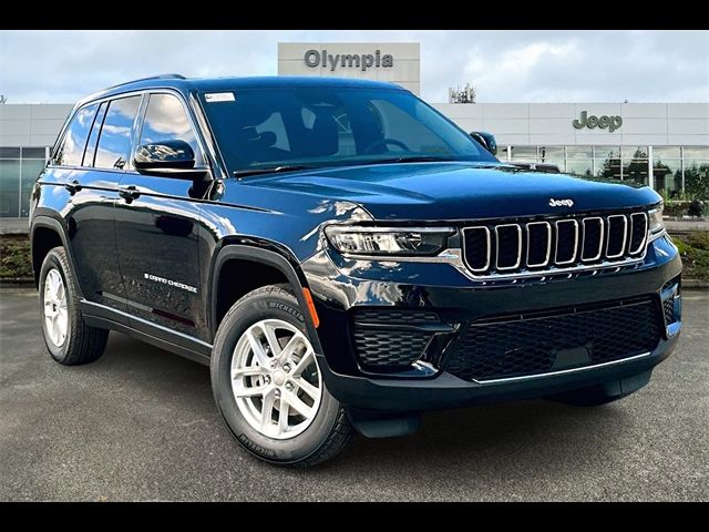 2024 Jeep Grand Cherokee Laredo X