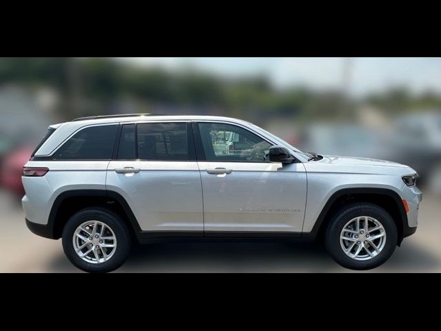 2024 Jeep Grand Cherokee Laredo X