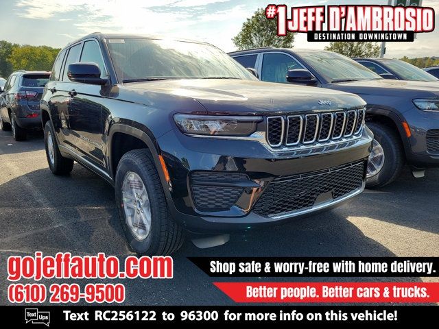 2024 Jeep Grand Cherokee Laredo