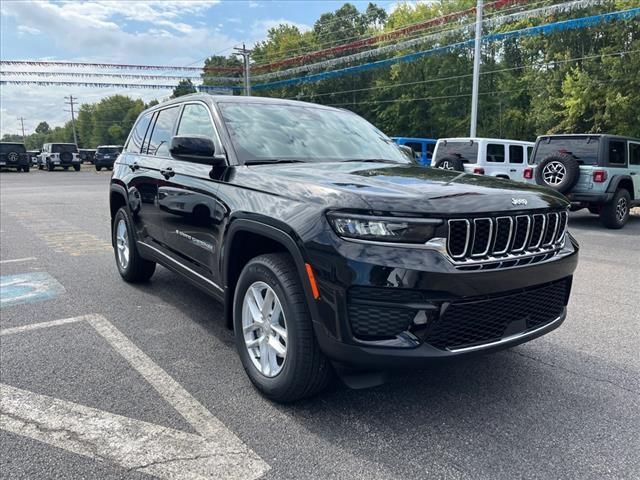 2024 Jeep Grand Cherokee Laredo X