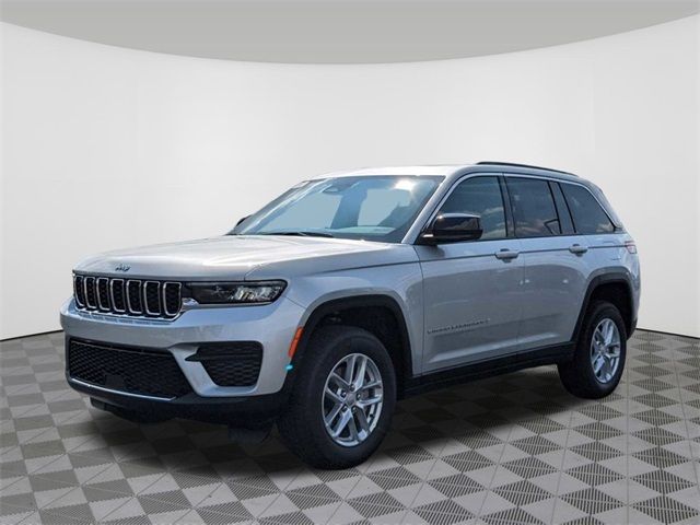 2024 Jeep Grand Cherokee Laredo X