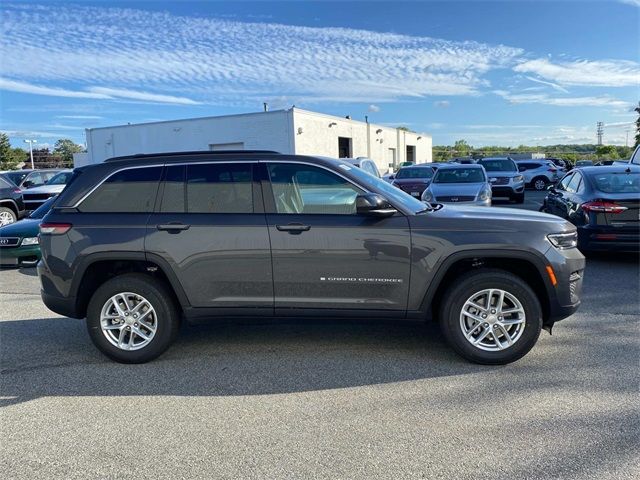 2024 Jeep Grand Cherokee Laredo X