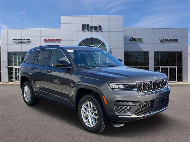 2024 Jeep Grand Cherokee Laredo X