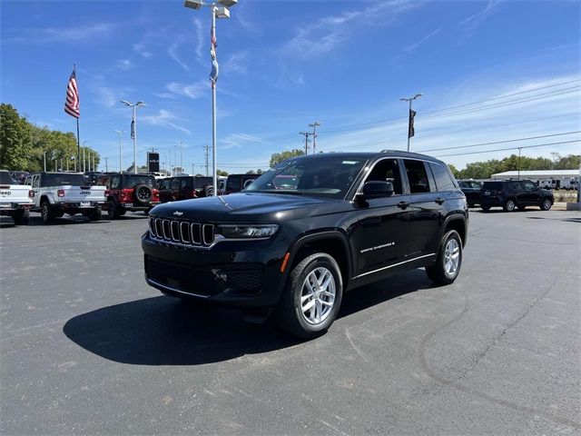 2024 Jeep Grand Cherokee Laredo X