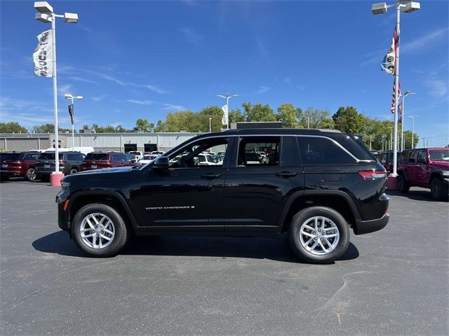 2024 Jeep Grand Cherokee Laredo X