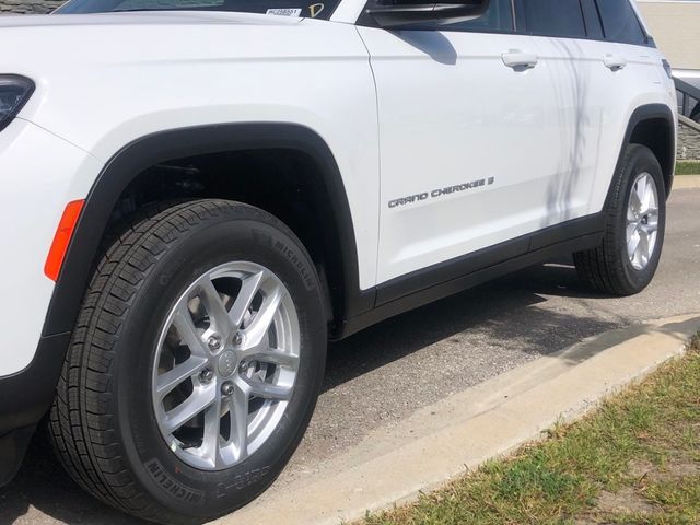 2024 Jeep Grand Cherokee Laredo X