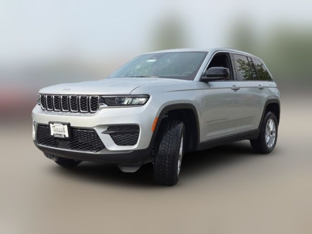 2024 Jeep Grand Cherokee Laredo X