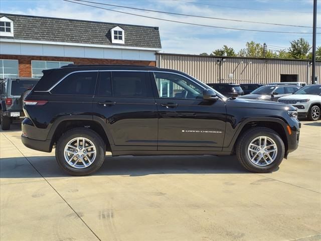 2024 Jeep Grand Cherokee Laredo X