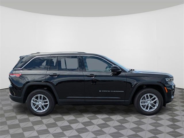 2024 Jeep Grand Cherokee Laredo X