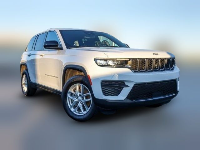 2024 Jeep Grand Cherokee Laredo X