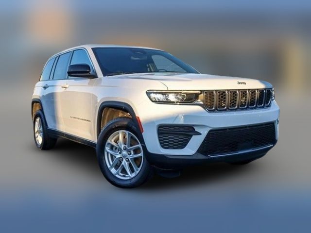 2024 Jeep Grand Cherokee Laredo X