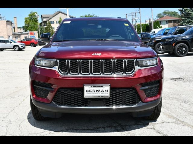 2024 Jeep Grand Cherokee Laredo