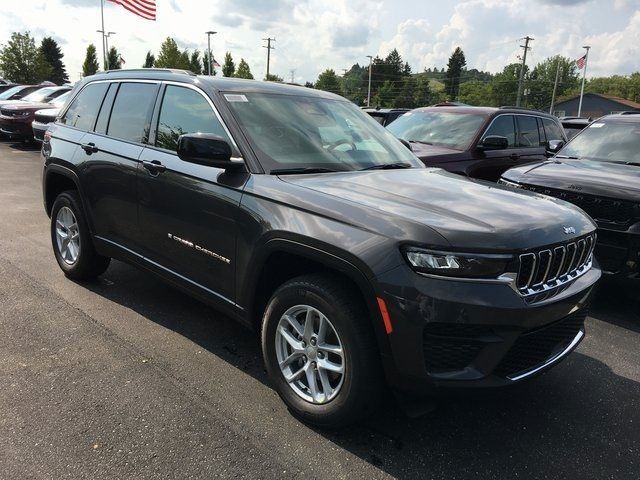 2024 Jeep Grand Cherokee Laredo X