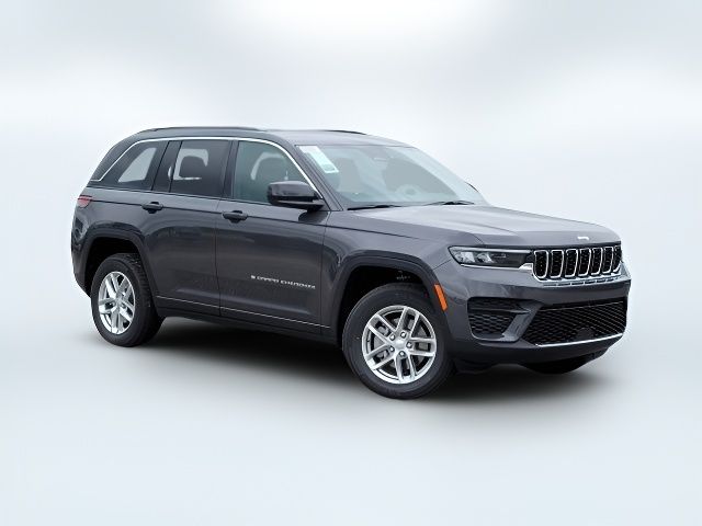 2024 Jeep Grand Cherokee Laredo X