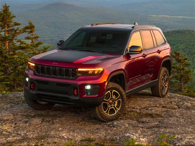 2024 Jeep Grand Cherokee Laredo