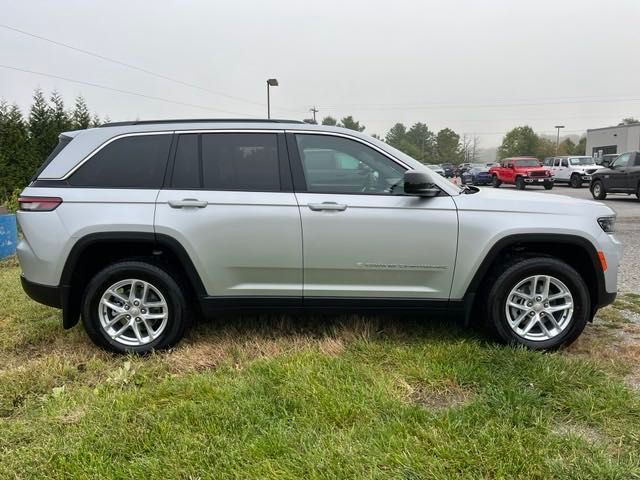 2024 Jeep Grand Cherokee Laredo X