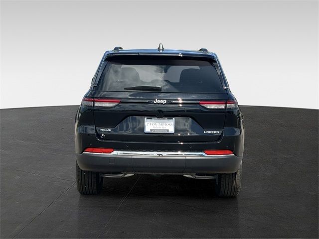 2024 Jeep Grand Cherokee Laredo