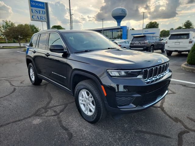 2024 Jeep Grand Cherokee Laredo