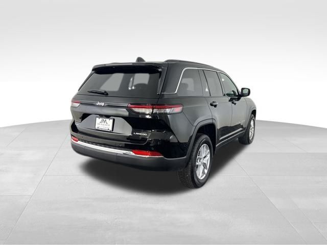 2024 Jeep Grand Cherokee Laredo X