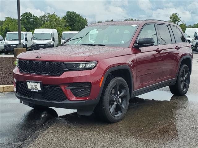 2024 Jeep Grand Cherokee Altitude X