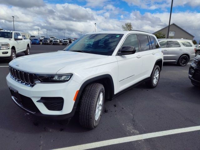 2024 Jeep Grand Cherokee Laredo X