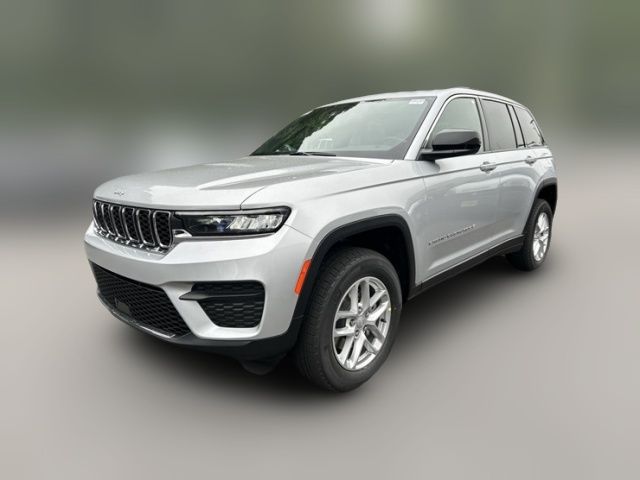 2024 Jeep Grand Cherokee Laredo X