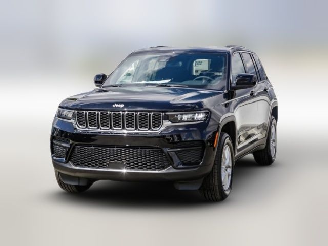 2024 Jeep Grand Cherokee Laredo X