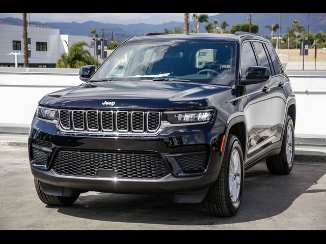 2024 Jeep Grand Cherokee Laredo X